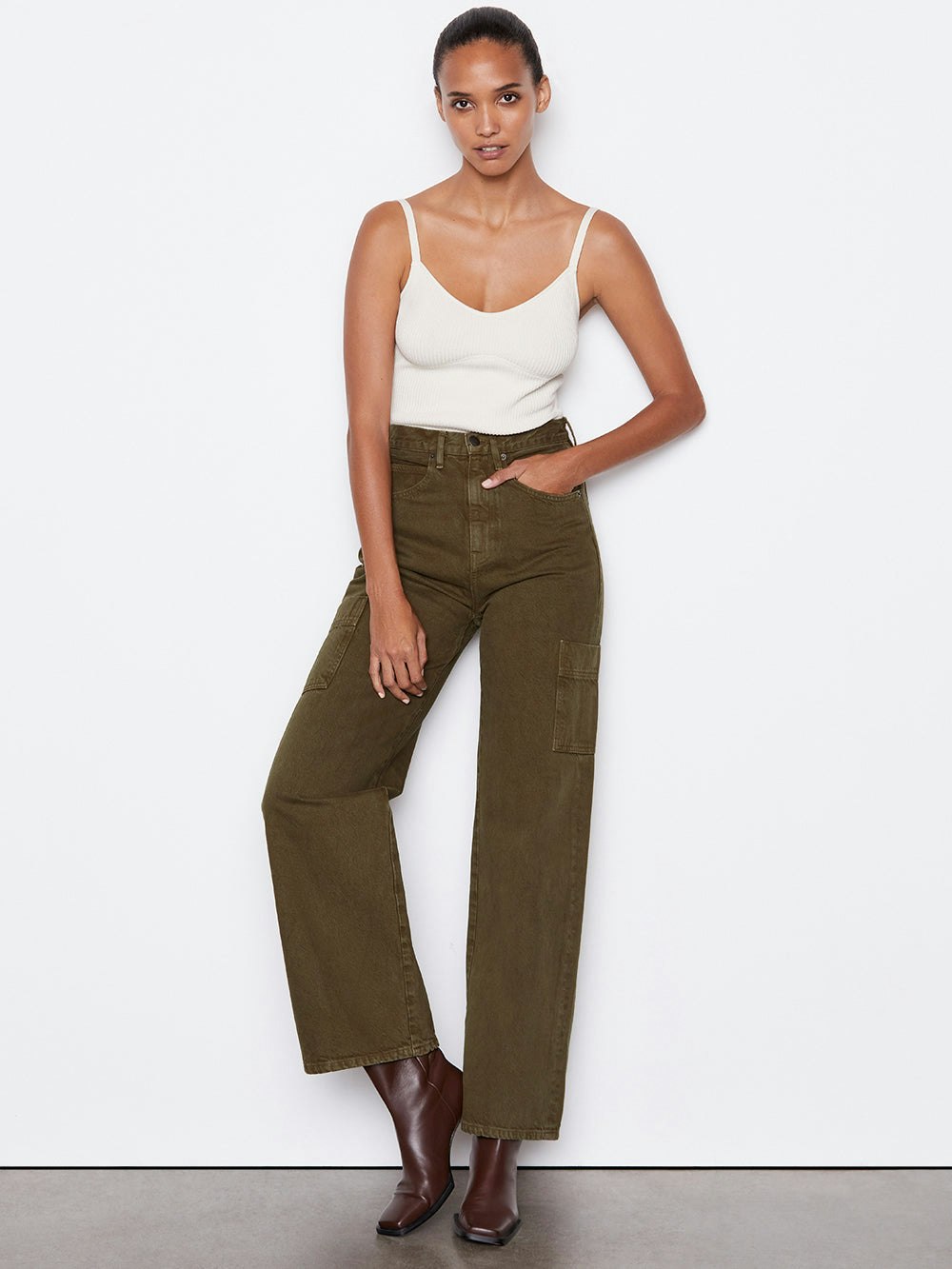 jeans full body view alt:hover